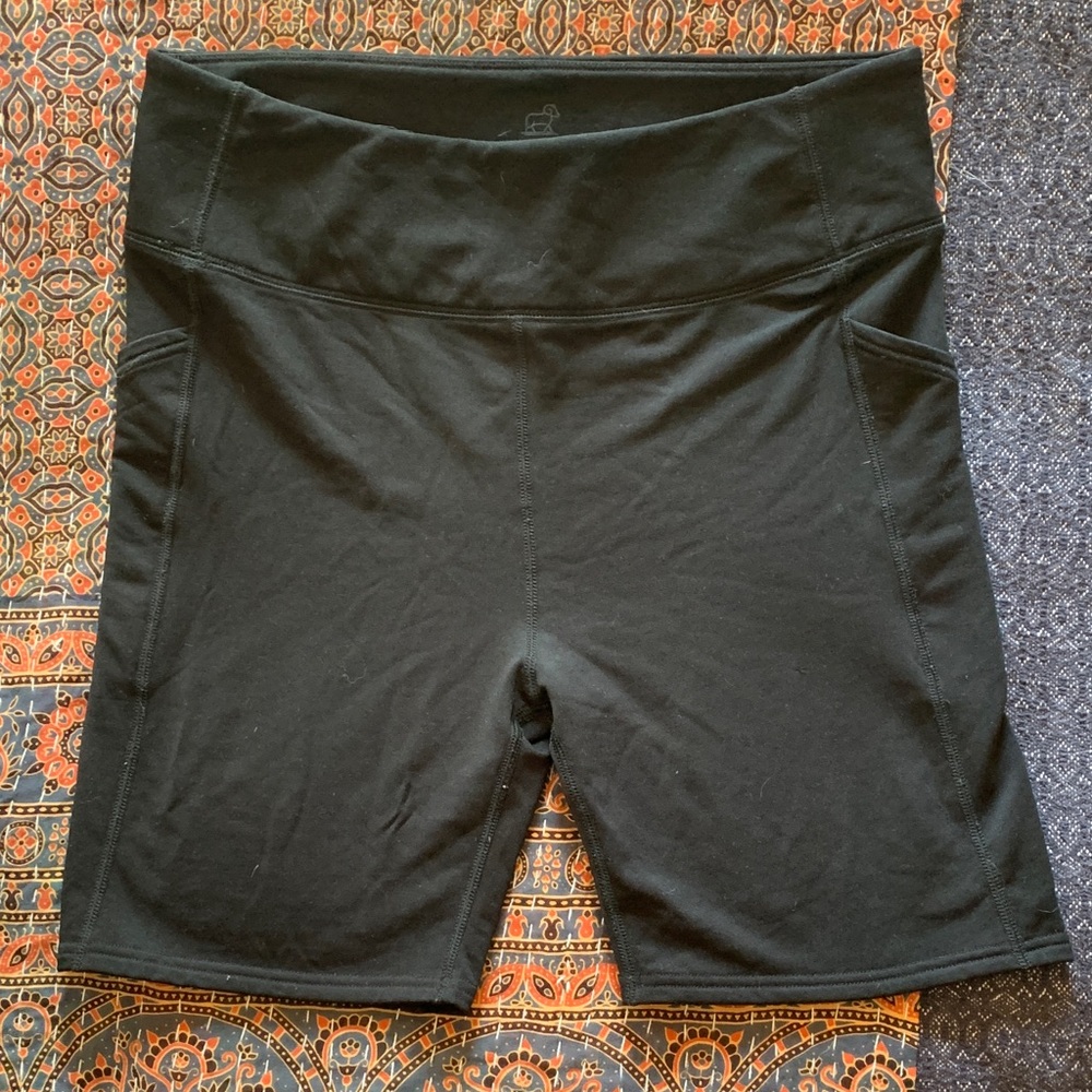 WOOLX High-Rise Black Women’s Bike Shorts with Side Pockets